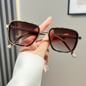 Ochelari de soare pentru dama, TMDM379826