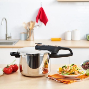 Oală sub presiune Tefal Secure Easy, 6 L, 2 programe gătire, 5 sisteme siguranță, compatibilă inducție, inox argintiu