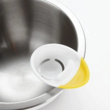 Separator pentru oua 3 in 1 OXO, plastic, alb/galben
