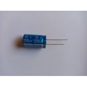 Condensator electrolitic 2200 μF 35V