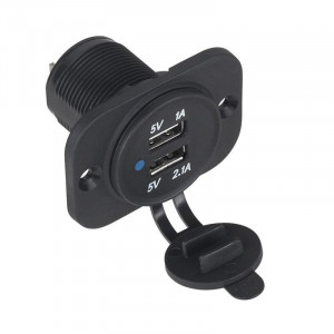 Incarcator auto cu doua porturi USB - Img 1