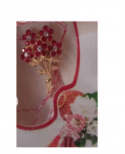 Martisor Buchetel cu Flori Rosii