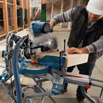 utilizare Fierastrau circular stationar Bosch GCM 12 GDL