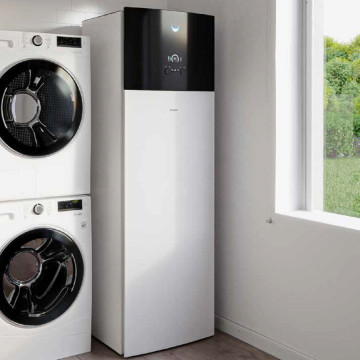 montaj unitate interioara Pompa caldura aer-apa Altherma 3 R cu Boiler