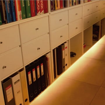 Banda LED pentru Pat 1,5 m Senzor miscare PLA Platinet PLSB15 biblioteca