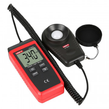 detaliu Luxmetru digital Uni-T UT383S
