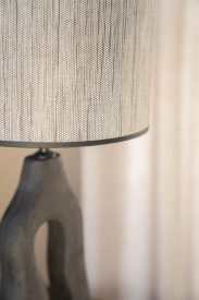 LAMPA DE MASA SHIBOO - NEGRU - 30(L) x 63.3(h) x 30(l) - Img 5