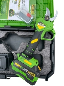 Foarfeca de grădină pe acumulator PARTNERPRO PP‑FE3A 20V Brushless - Capacitate tăiere 30 mm, 320 W