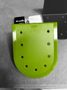 Set 2 colțare suport carte Rotho Bookend – plastic verde, organizare elegantă rafturi birou - Img 4