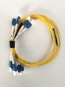 Patch cord-ul AFL Hyperscale cu 8 fibre optice, conectori LC-LC, tehnologie Single Mode și lungime de 2.1 metri