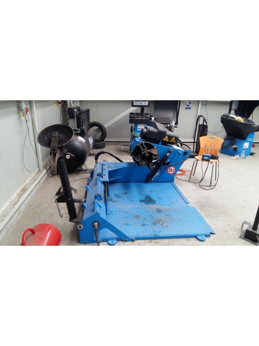 aparat dejantat roti tractor