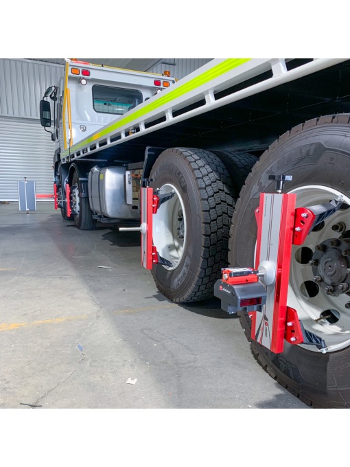 josam i-TRACK II fixedapoarat reglare directie camioane si autobuze
