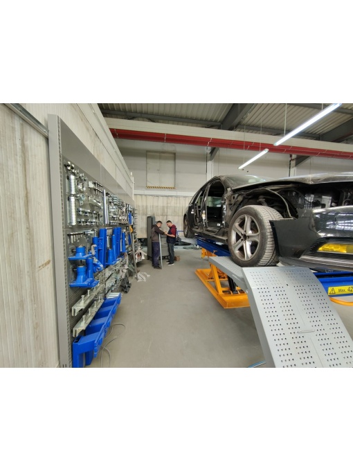 banc centrare caroserii auto