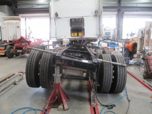 josam frame press