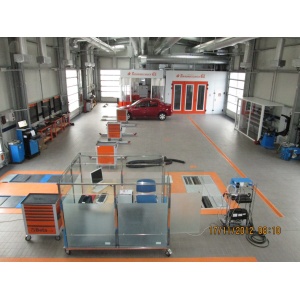 RENT CAR LITORAL utilare completa service cu cabina de vopsit linie ITP si elevatoare incastrate in pardoseala