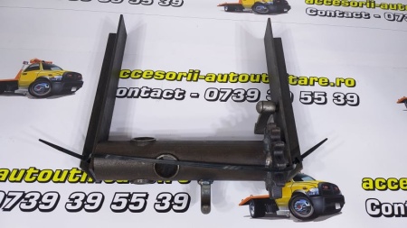 TROLIU MANUAL INTINZATOR SFOARA