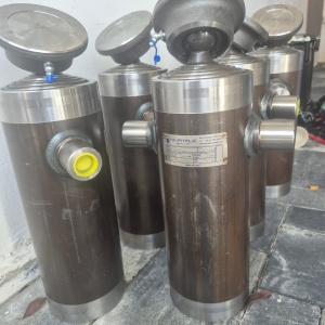 CILINDRU HIDRAULIC 7 TONE