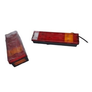 Tripla spate lampa stop Mercedes Benz