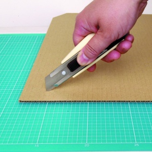 NT Cutter Cutter Compact Lama Nesegmentata 18mm - Img 2