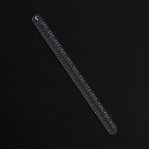Rigla acrilica pentru cercuri si arce, 30 cm (12") (Circle Ruler 12") - Tandy Leather 3616-00