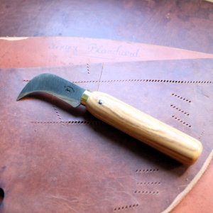 Cutit cosor cu maner din lemn de fag, 15,5 cm - Vergez Blanchard 3.669