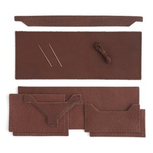 Kit portofel bi-pliat Bison din piele de bizon Tandy Leather, 11,4 x 8,9 cm