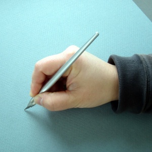 NT Cutter D-400GP Cutter de Precizie Grip Aluminiu - Img 4