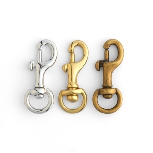 Carabina cu ochi rotativ (Swivel Eye Bolt Snap) din alama antica, 19 mm - Tandy Leather 1156-03