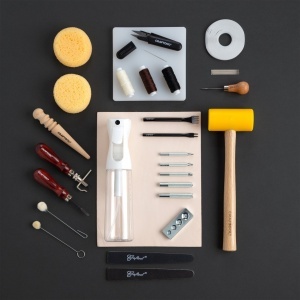 Set de initiere in cusutul pielii de mana Tandy Leather – Hand Stitching Starter Set, peste 20 de piese - imagine 2