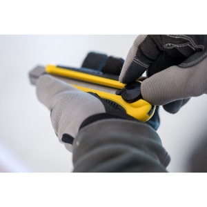 Stanley 0-10-425, Cutter cu blocarea lamei prin roata, DynaGrip, 180mm + o lama segmentata 25mm - Img 4