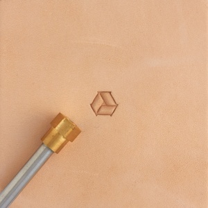 Stanta de embosare din alama, model tri-weave dimensional (Dimensional Triweave) - Tandy Leather 8900-35