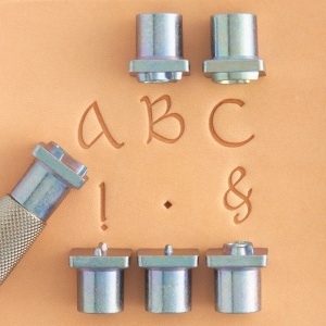 Set stante embosare piele ALFABET litere mari 12.7 mm, Tandy Leather