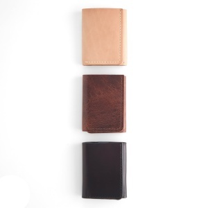 Kit portofel tri-pliat Dillon din piele Tandy Leather, 10 x 8,9 x 2,5 cm