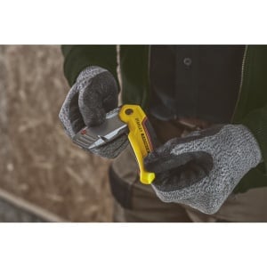 Stanley 0-10-825, Cutter FatMax pliabil cu lama retractabila, 160mm + 3 lame trapezoidale 62mm - Img 10