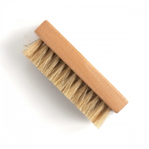 Perie de curatare din par natural de mistret – Tandy Leather, maner din lemn - Img 4