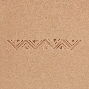 Stanta de margini embosare din alama, model triunghi aztec (Aztec Triangle) - Tandy Leather 8900-45 - Img 2