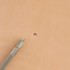 Stanta de embosare piele Craftool U853 (mulefoot zimtat rotunjit) - Tandy Leather 6853-00