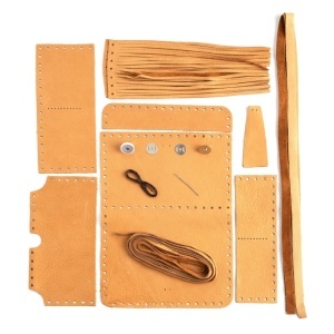 Kit borseta cu franjuri Carly din piele, set 10 bucati Tandy Leather