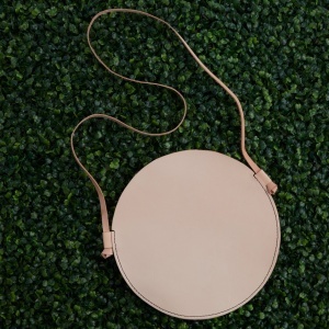 Kit geanta crossbody rotunda din piele vegetala Tandy Leather, diametru 28 cm - imagine 8