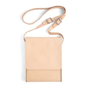 Kit geanta postas verticala din piele Tandy Leather, 23,5 x 28 x 3 cm