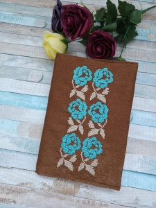 Agenda A5 personalizata Model traditional Bleu/Bej