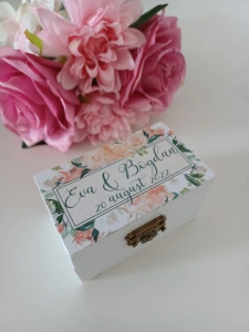 Cutiuta verighete personalizata – Flori roz/verde