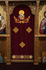 Dvera Sfântul Altar Grena