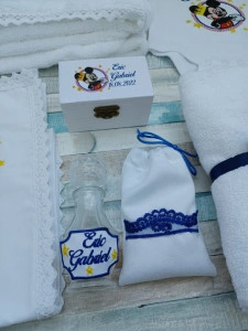 Trusou botez baiat Mickey Mouse cu stelute 10 piese