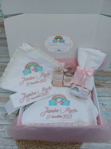 Trusou botez fetita Curcubeu Pudra, 8 piese