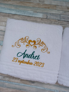Set 2 prosoape personalizate Nume Monograma Inima