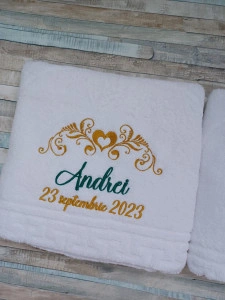 Set 2 prosoape personalizate Nume Monograma Inima