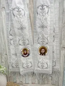 Set Paterite Maica Domnului si Mantuitorul brodate argintiu