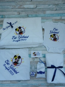 Trusou botez baiat Mickey Mouse cu stelute 10 piese