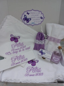 Trusou botez fetita Fluturas mov ,8 piese